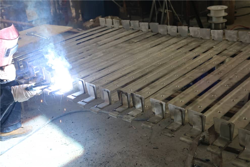 Customizable Welded Wire Dry Ash Conveyor Belt for Mining Applications